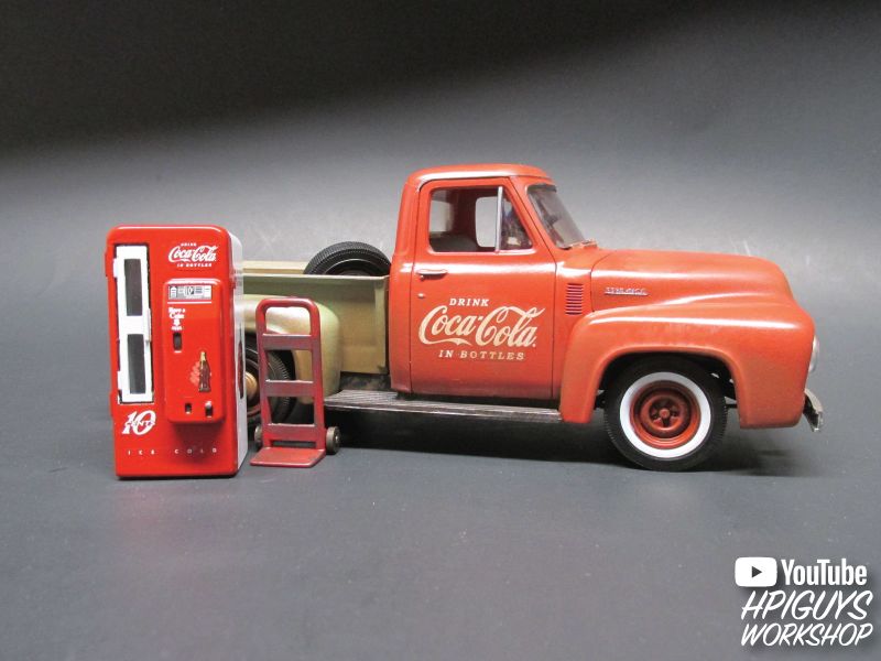 AMT 1953 Ford Pickup (Coca-Cola) 1/25 Model Kit (Level 3) – image 10
