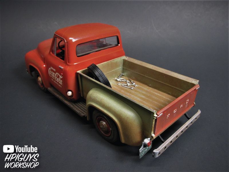AMT 1953 Ford Pickup (Coca-Cola) 1/25 Model Kit (Level 3) – image 13