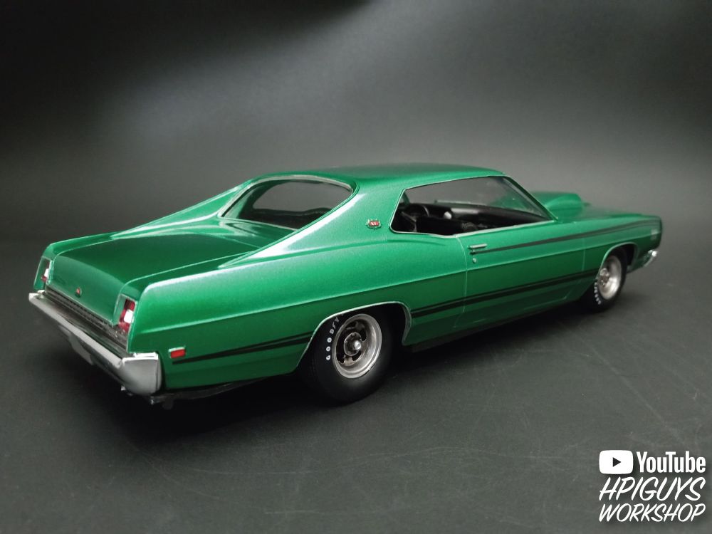 AMT 1/25 1969 Ford Galaxie Hardtop – image 6