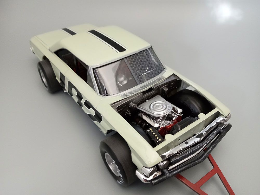 AMT 1/25 1964 Ford Galaxie Modified Stocker – image 6
