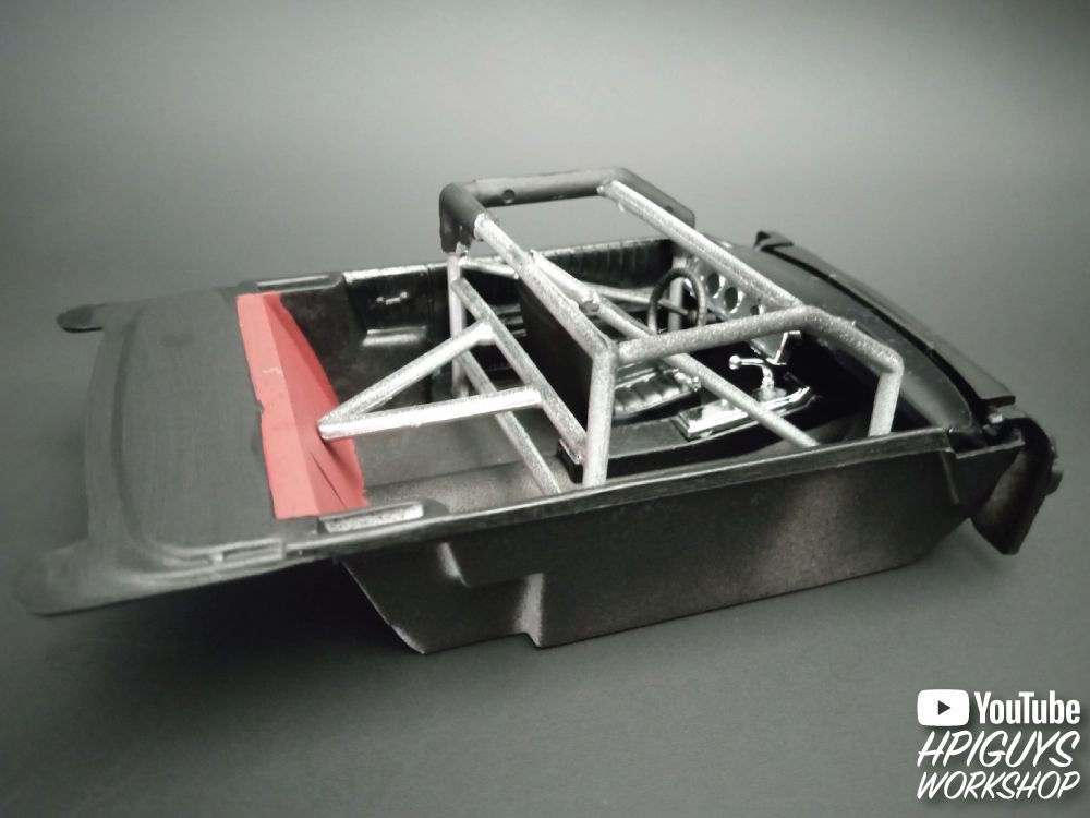 AMT 1/25 1966 Ford Galaxie "Sweet Bippy" (Level 2) – image 11