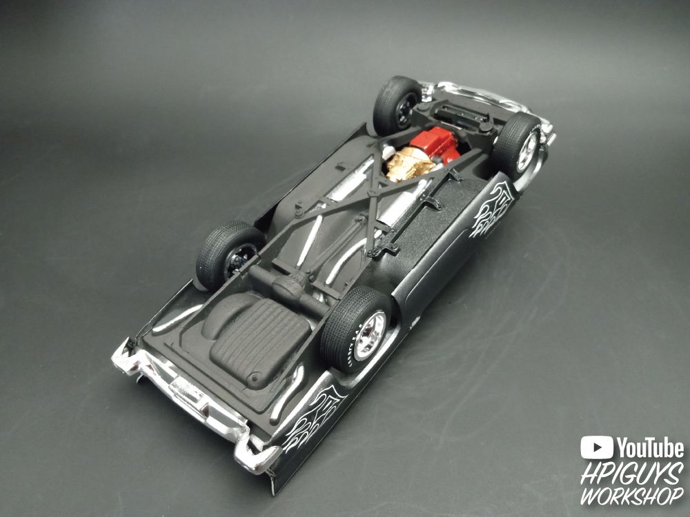 AMT 1/25 1957 Ford Thunderbird – image 6