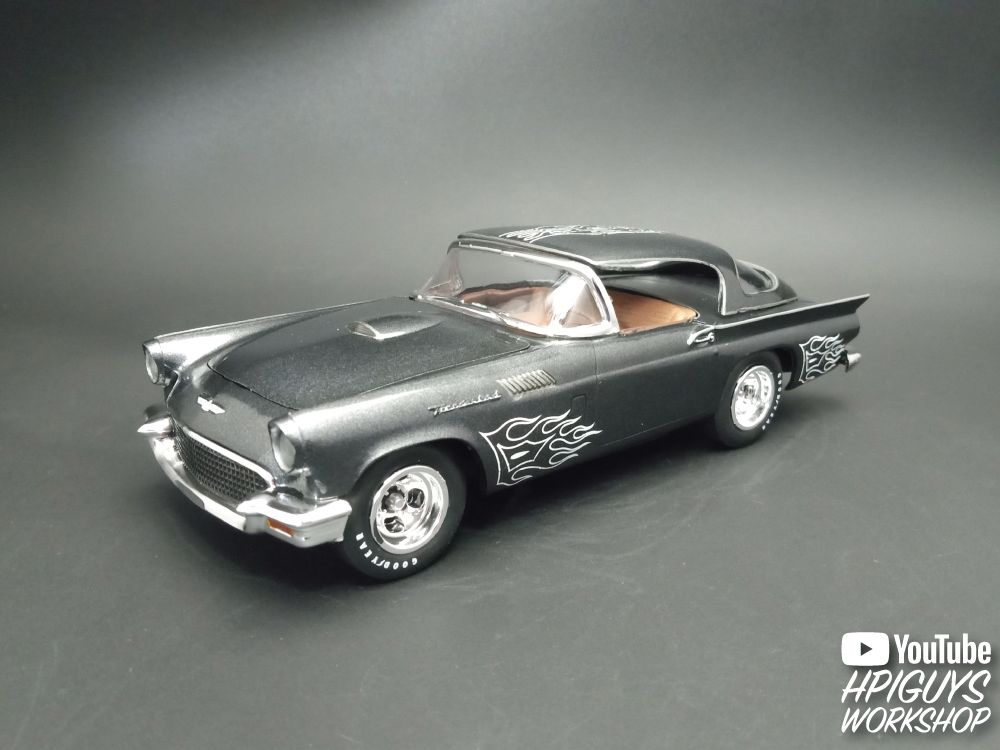 AMT 1/25 1957 Ford Thunderbird – image 11