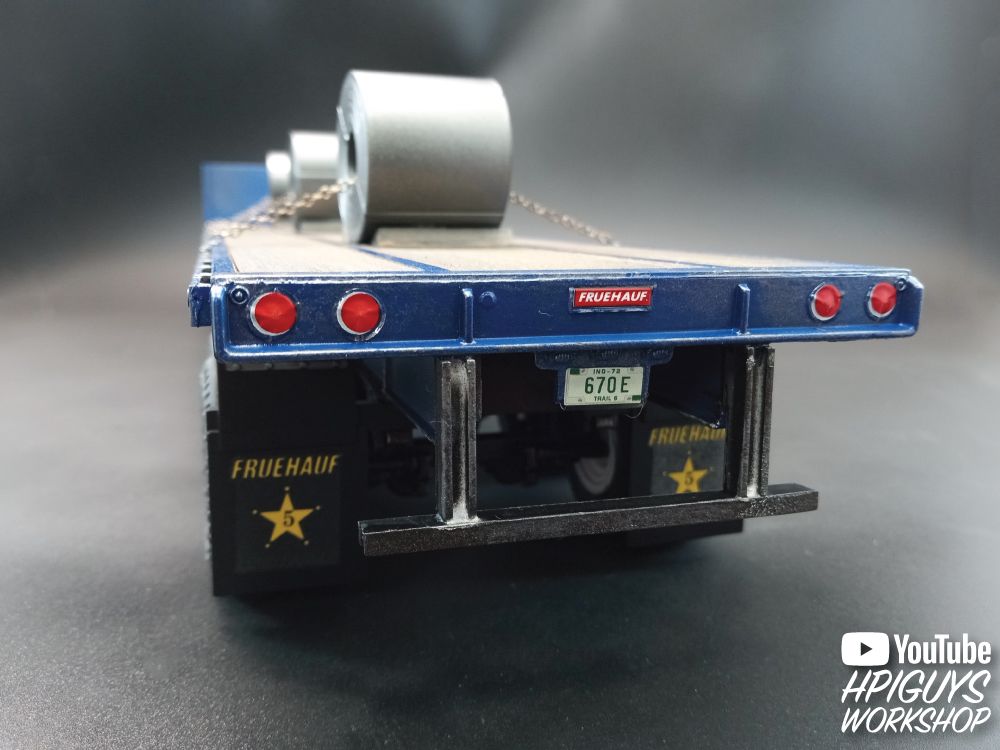AMT 1/25 Fruehauf Flatbed Trailer – image 10
