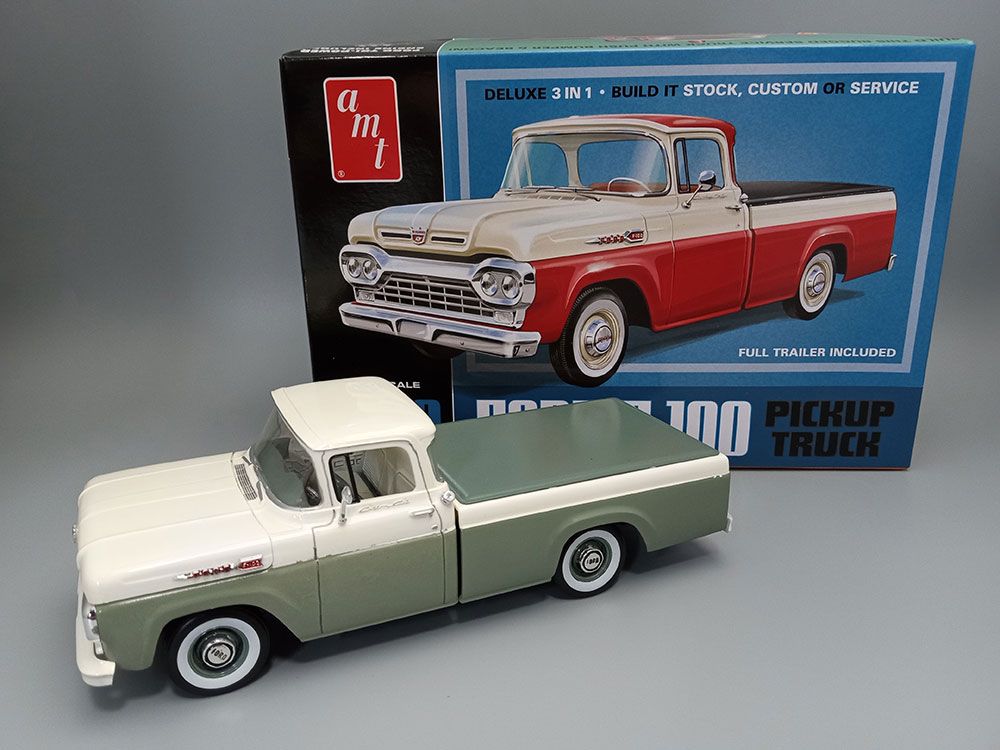 AMT 1/25 1960 Ford F-100 Pickup With Trailer (New Tooling) – image 10