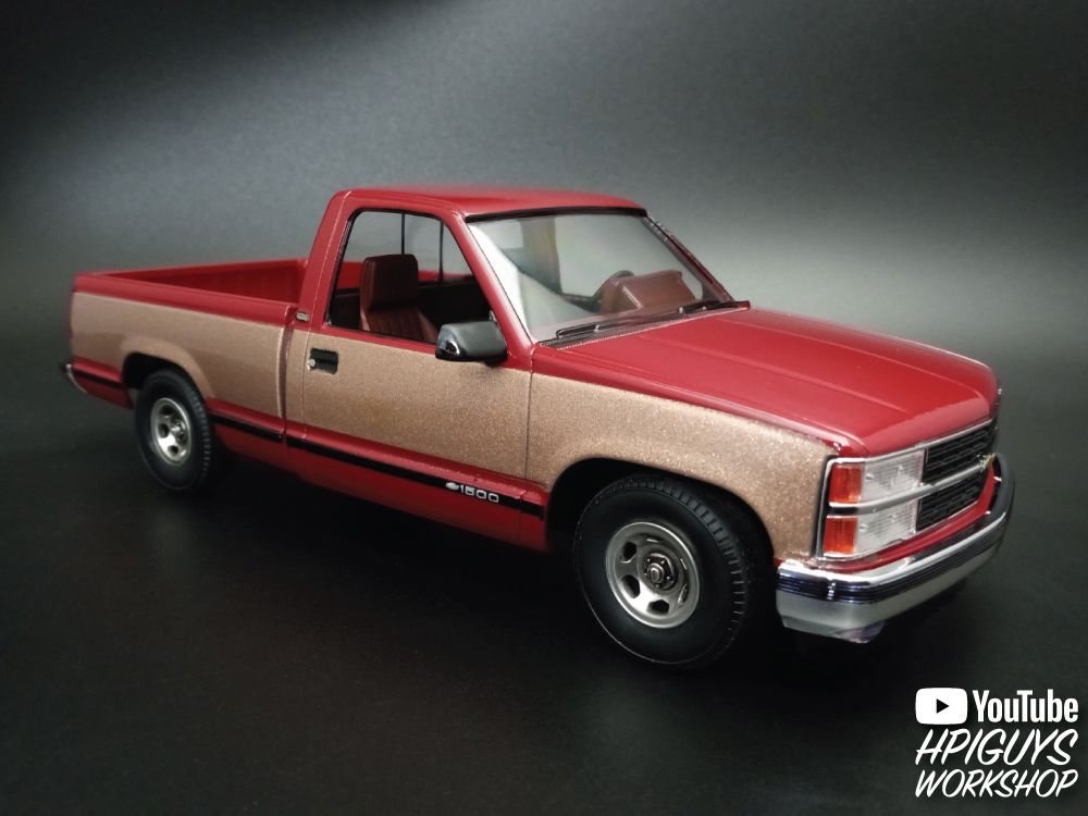 AMT 1/25 1992 Silverado Shortbed Fleetside Pickup Model Level 2 – image 9