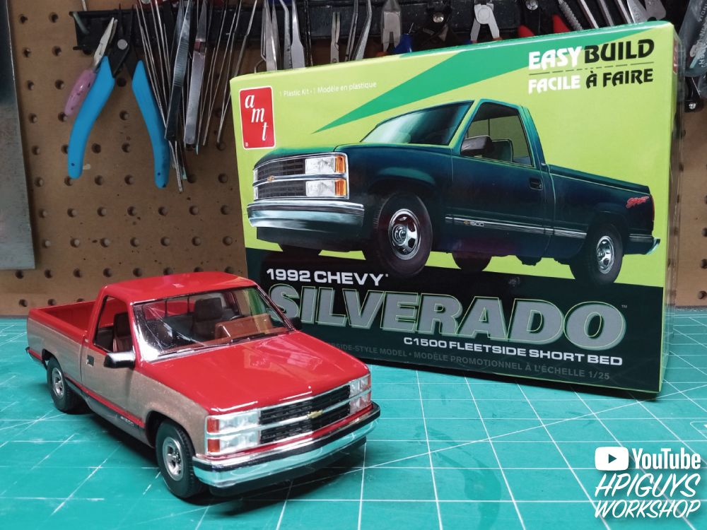 AMT 1/25 1992 Silverado Shortbed Fleetside Pickup Model Level 2 – image 10