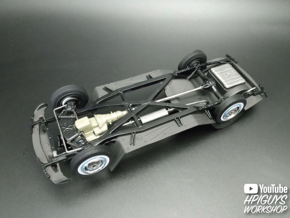 AMT 1/25 1950 Ford Convertible Street Rods Edition Model Kit – image 13