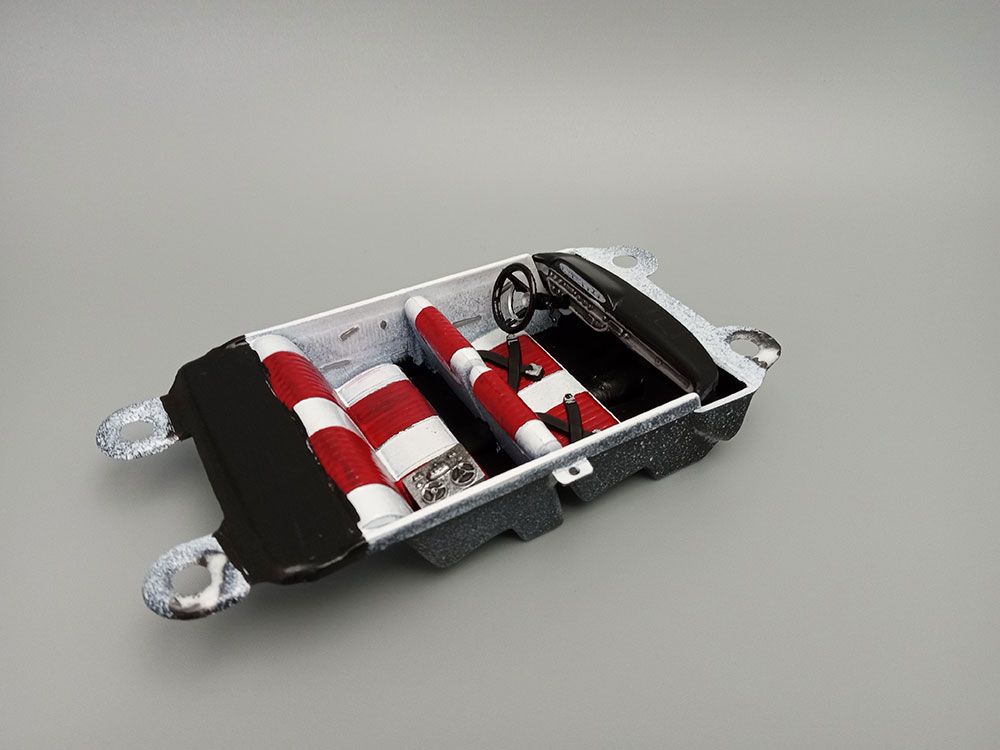 AMT 1/25 1961 Ford Galaxie Hardtop – image 2