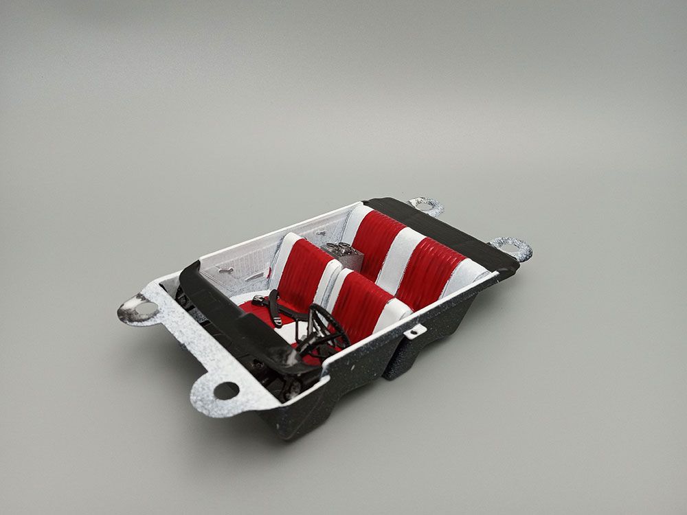 AMT 1/25 1961 Ford Galaxie Hardtop – image 12