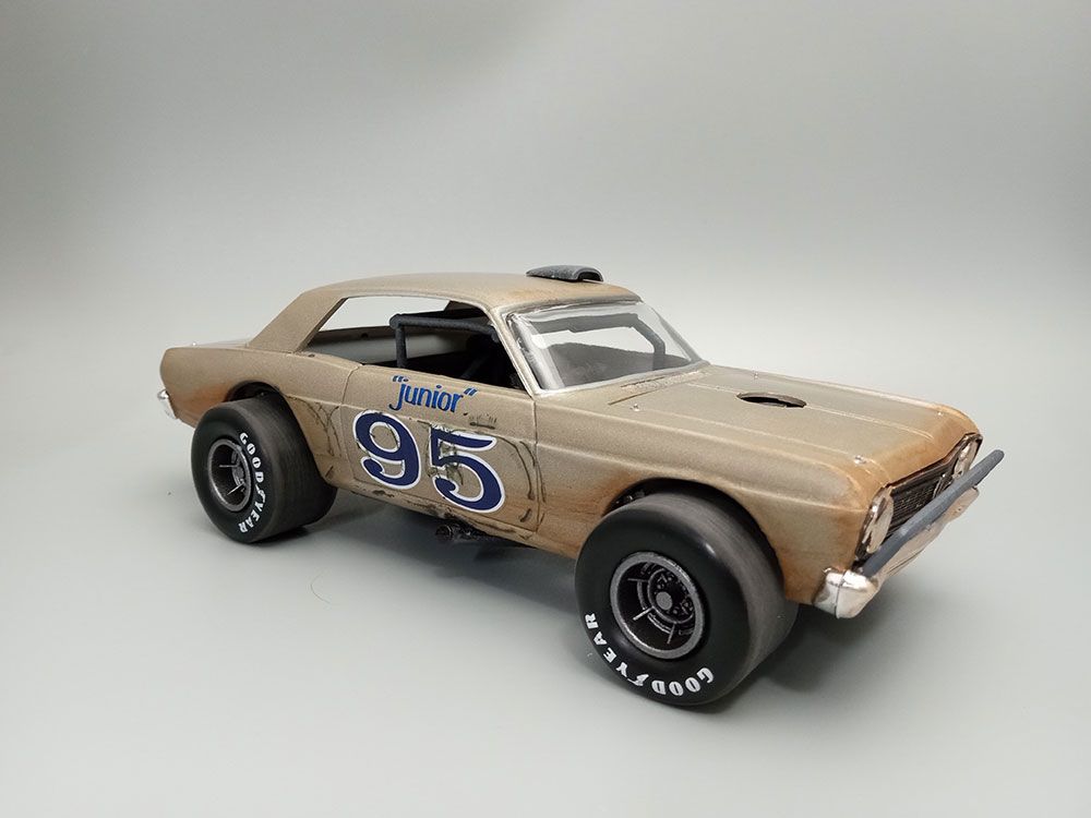 AMT 1/25 1969 Ford Falcon Modified Stocker Model Kit (Level 2) – image 11