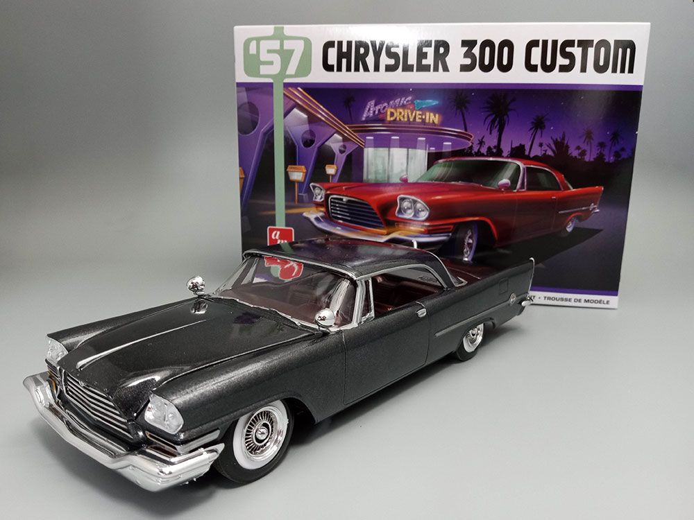 AMT 1/25 1957 Chrysler 300 Custom Version – image 6