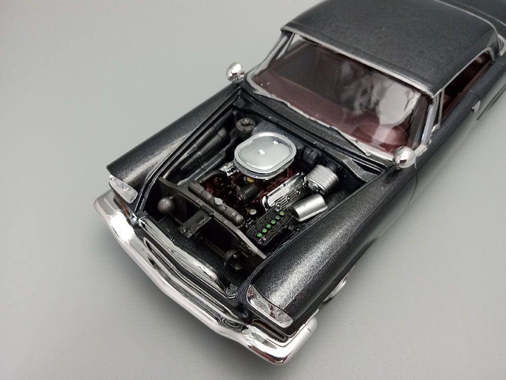 AMT 1/25 1957 Chrysler 300 Custom Version – image 14