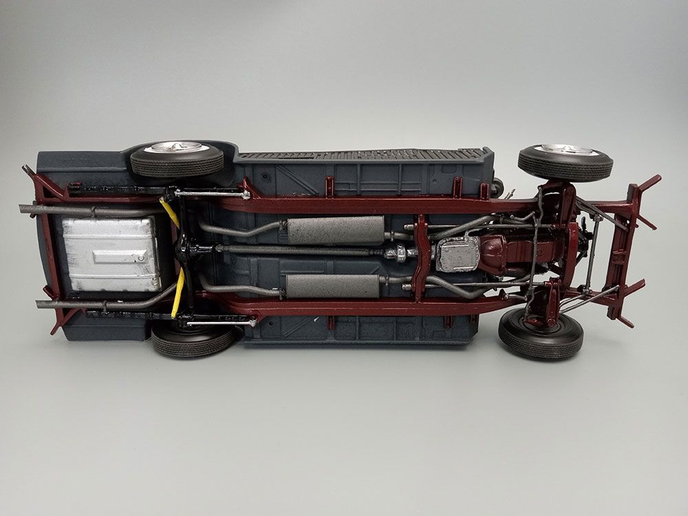 AMT 1/25 1957 Chrysler 300 Custom Version – image 18