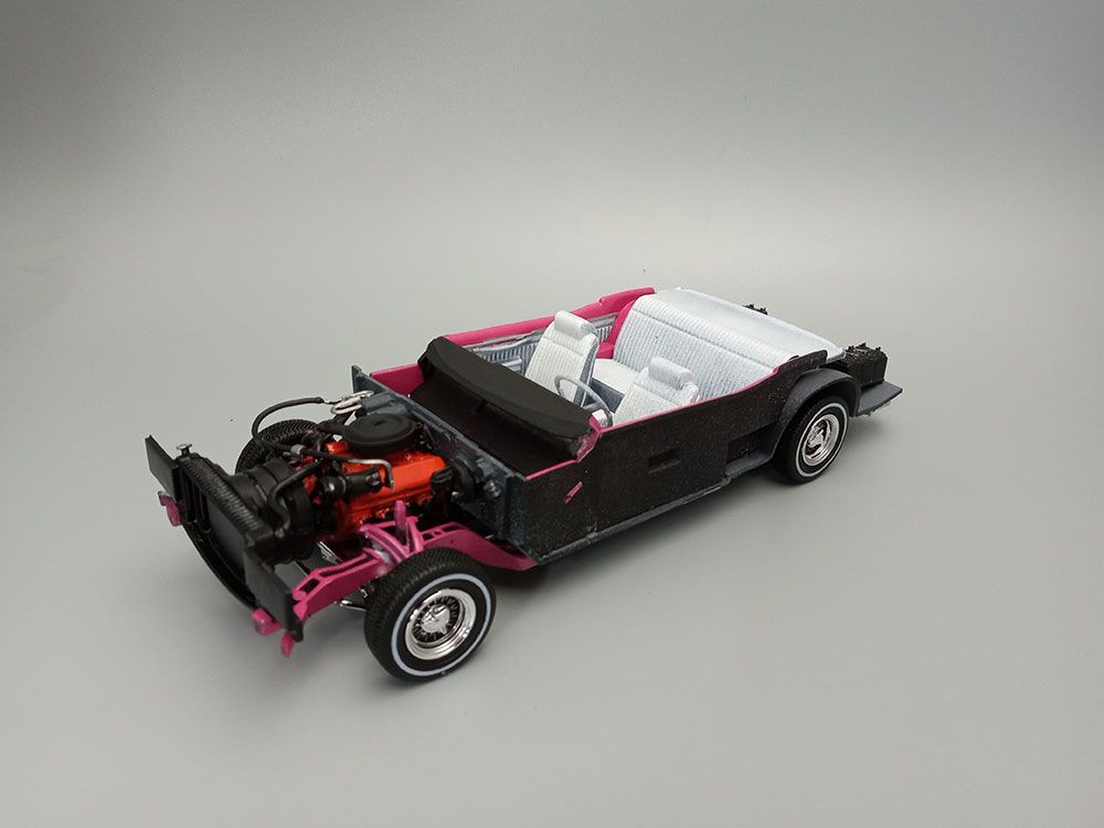 AMT 1/25 1970 Chevy Monte Carlo Lowrider Model Kit (Level 2) – image 9