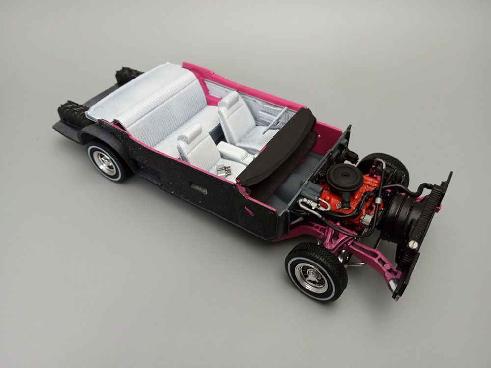 AMT 1/25 1970 Chevy Monte Carlo Lowrider Model Kit (Level 2) – image 12