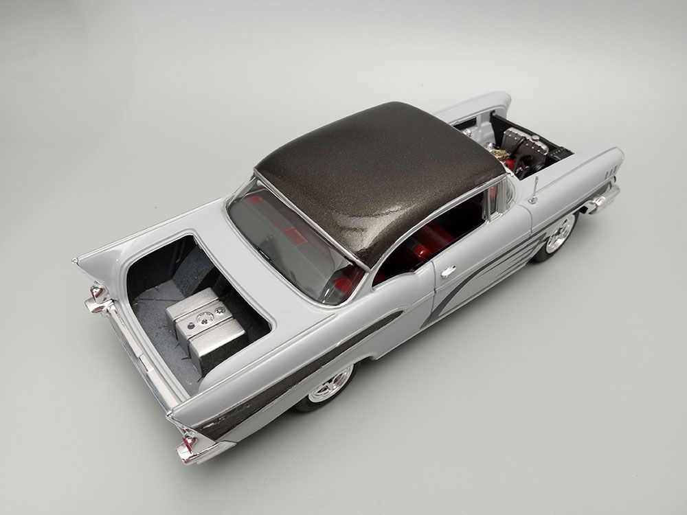 AMT 1/25 1957 Chevy Bel Air Street Machine Model Kit (Level 2) – image 14