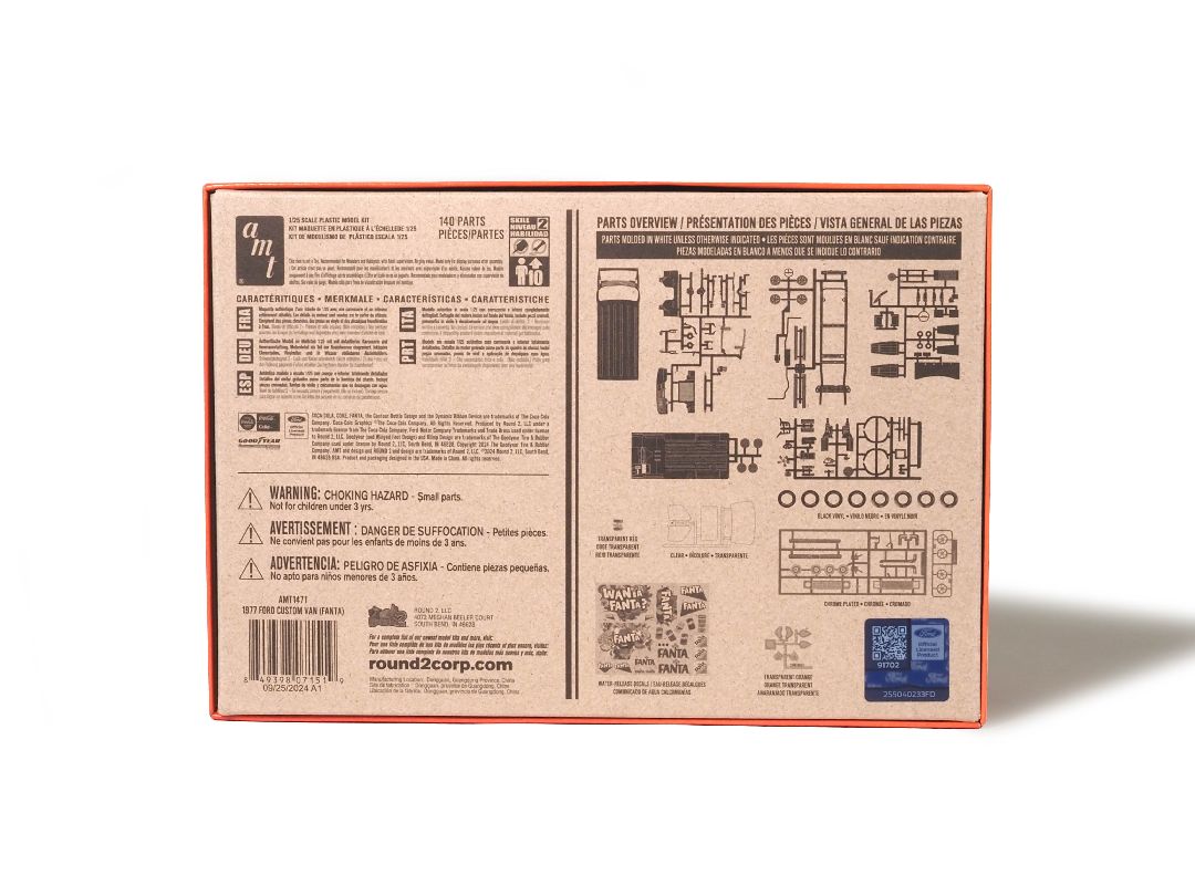 AMT 1/25 1977 Ford Custom Van Fanta (Level 2) – image 17