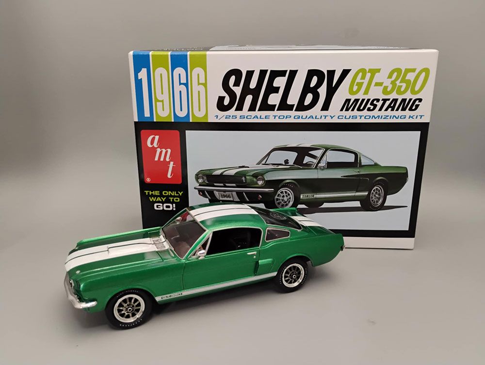 AMT 1/25 1966 Shelby Mustang 350GT Model Kit (Level 2) – image 5