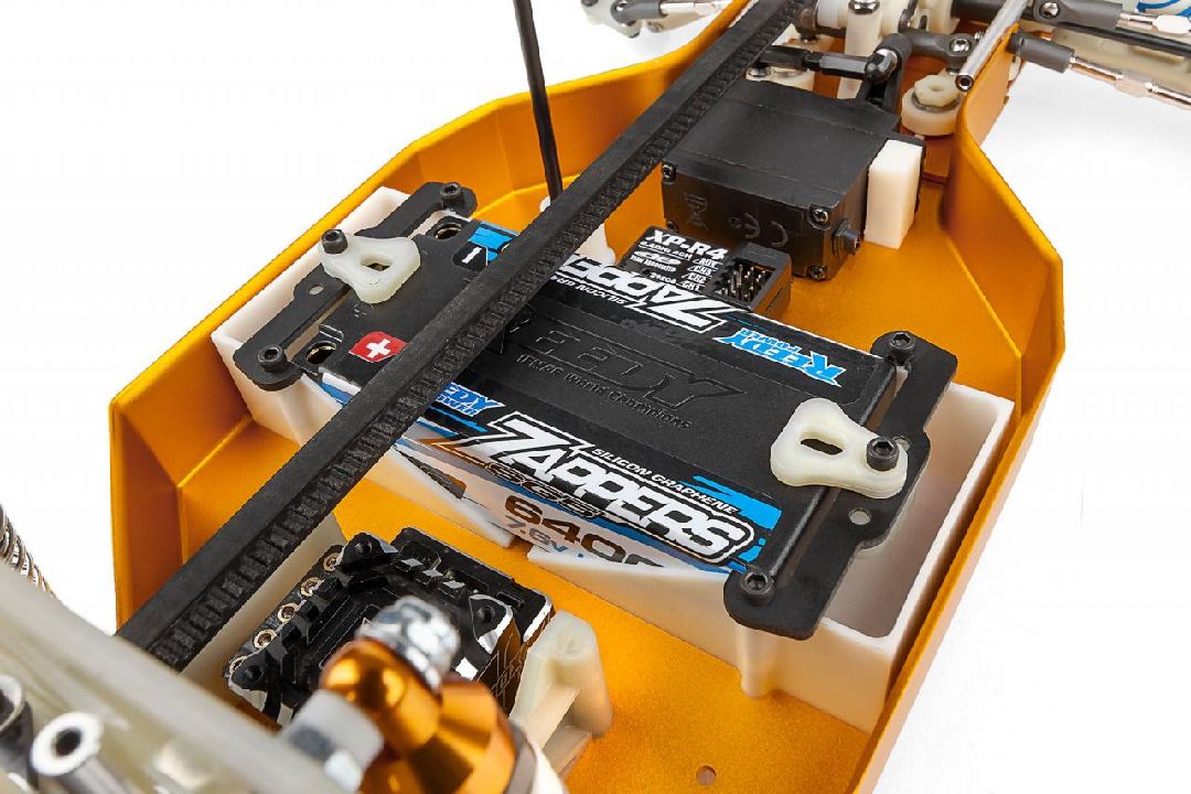 Team Associated 1/10 RC10 4wd Kit – image 4