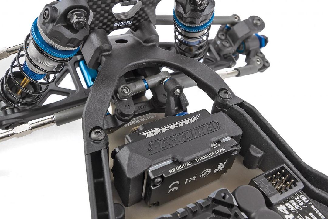 Team Associated 1/10 RC10 B7D 2wd Kit – image 16
