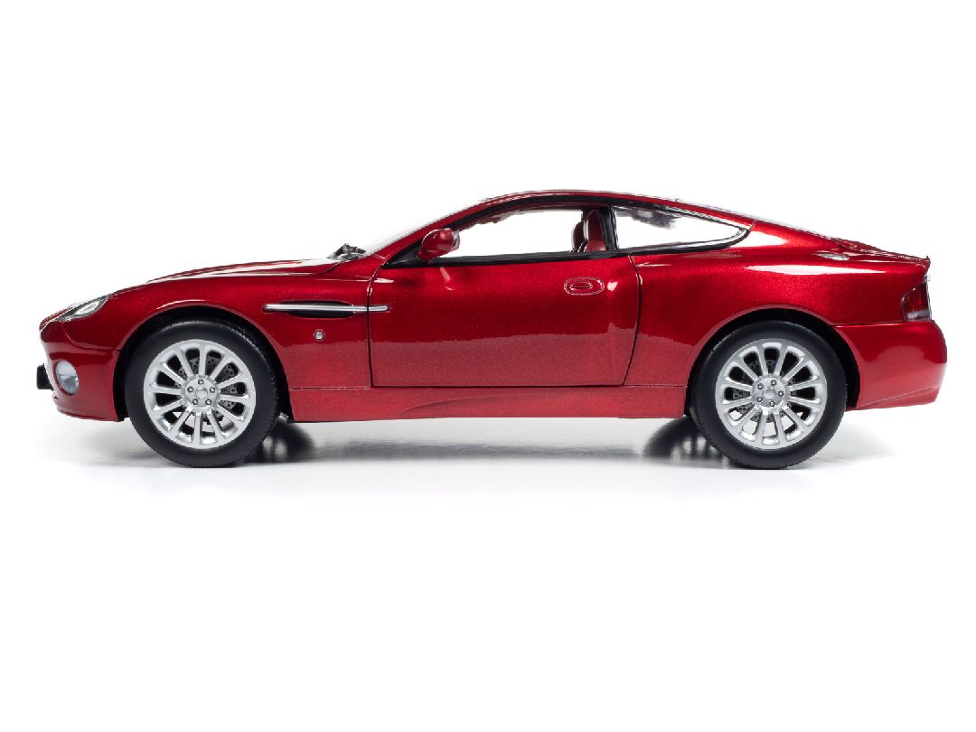 Auto World 1/18 2005 Aston Martin V12 Vanquish S - Toro Red Mica – image 3