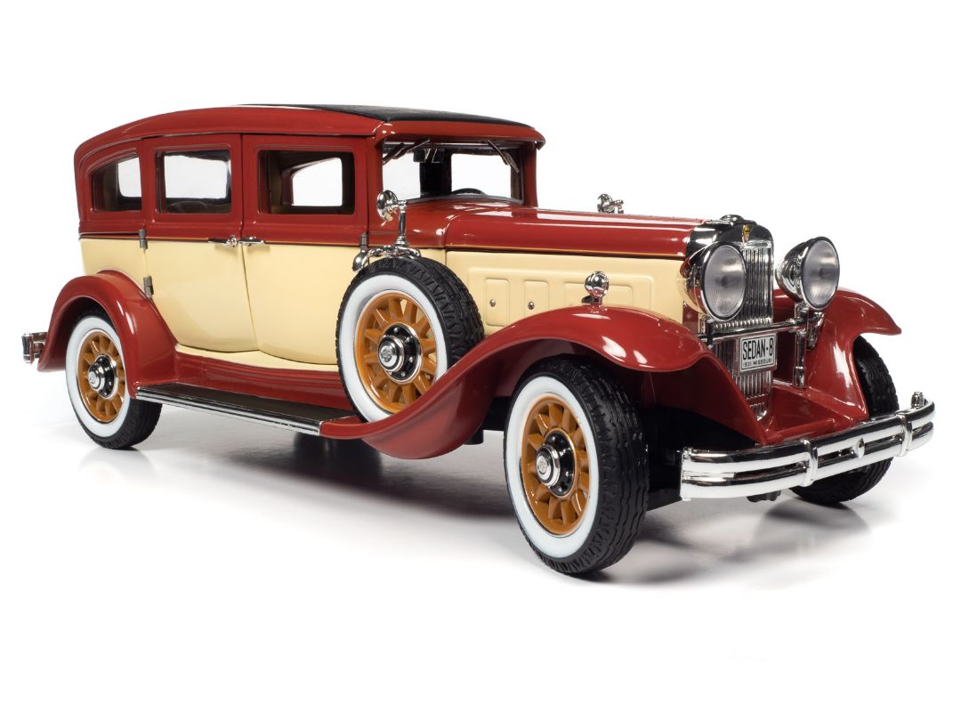 Auto World 1/18 1931 Peerless Master 8 Sedan - Maroon & Cream – image 10