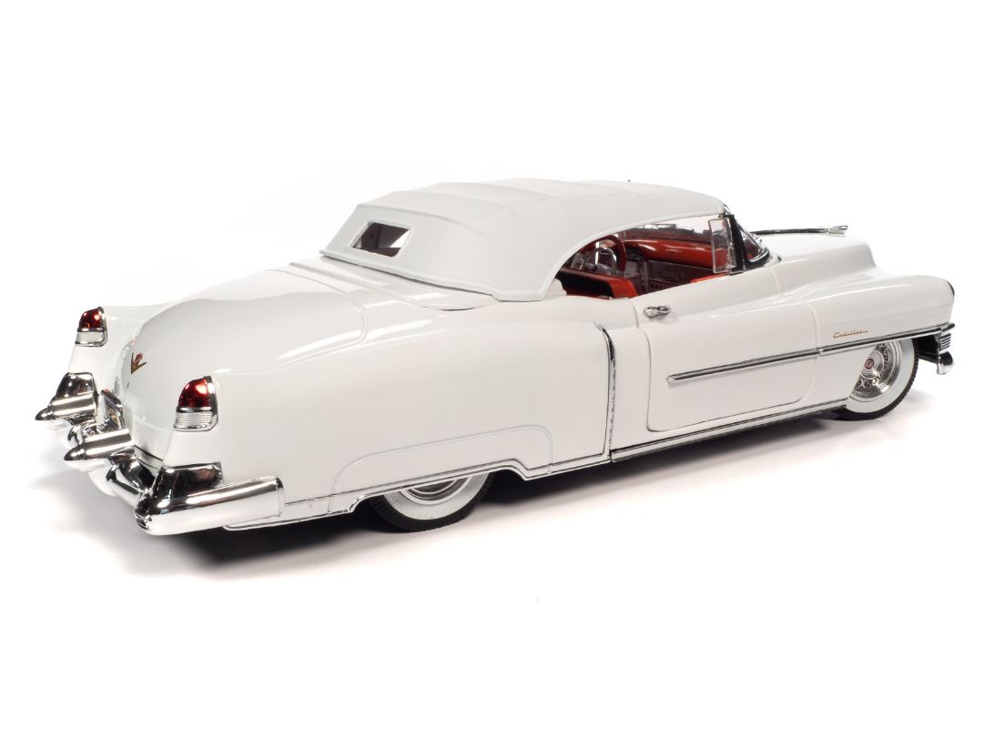 Auto World 1/18 1953 Cadillac Eldorado Convertible Alpine White – image 6