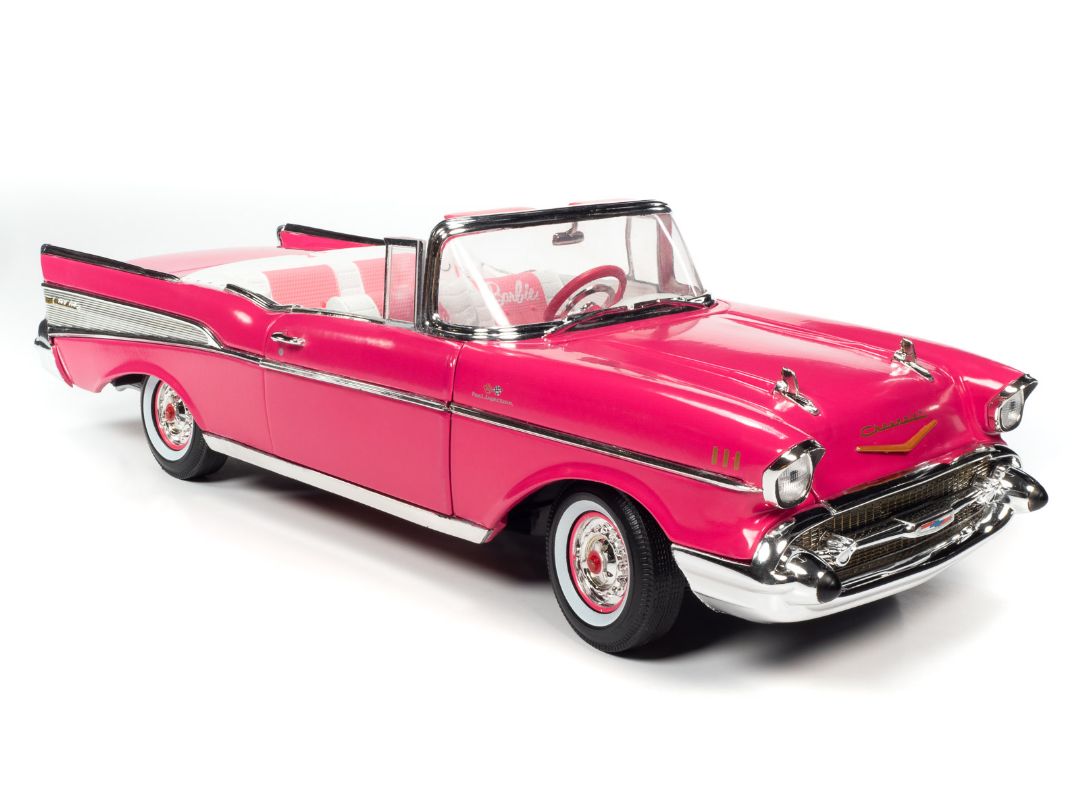 Auto World 1/18 Barbie 1957 Chevy Convertible  - Pink – image 6