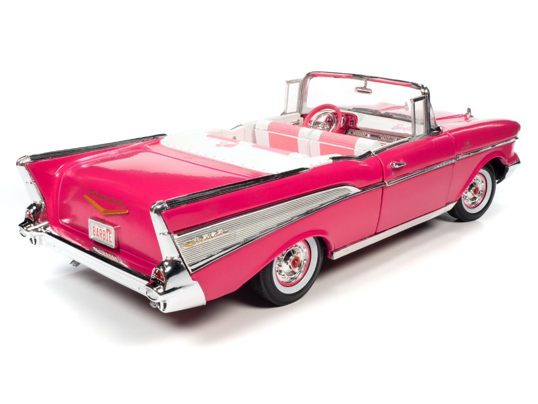 Auto World 1/18 Barbie 1957 Chevy Convertible  - Pink – image 8