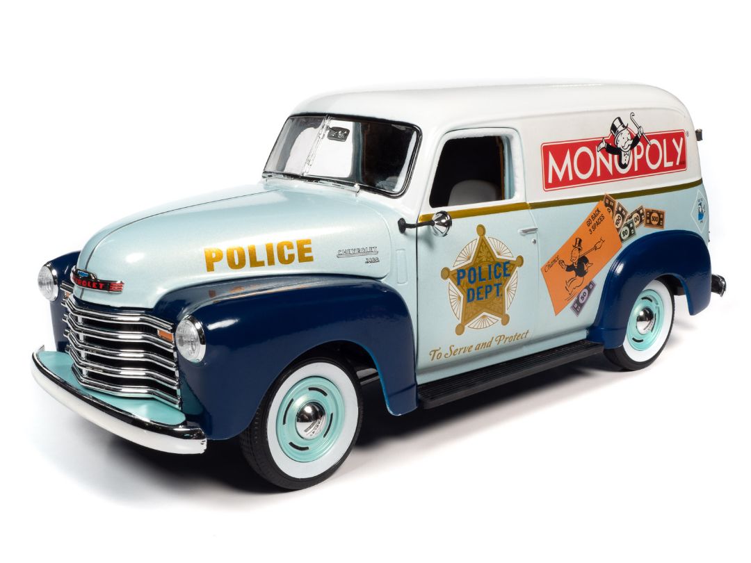 Auto World 1/18 Monopoly 1948 Chevrolet Panel Delivery w/ Figure – image 5