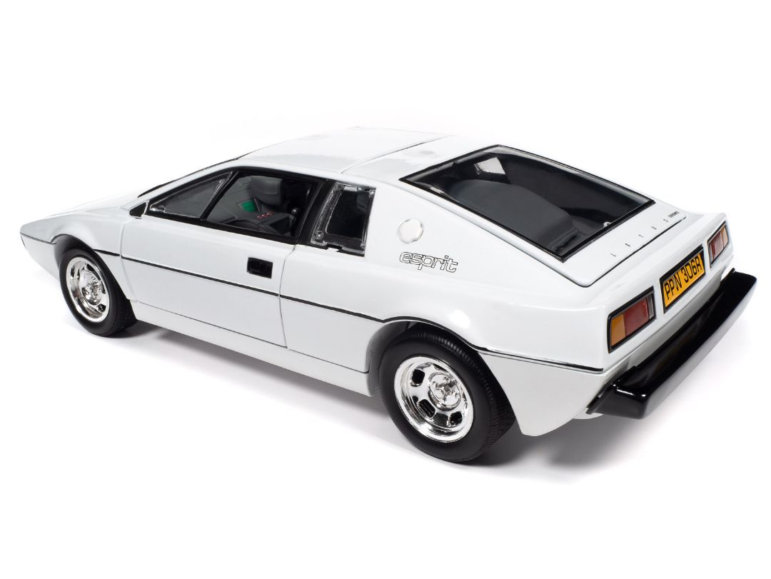 Auto World 1/18 James Bond 1971 Lotus Espirit - Lotus White – image 18