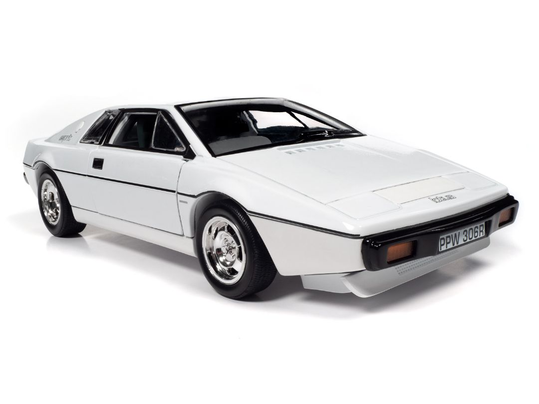 Auto World 1/18 James Bond 1971 Lotus Espirit - Lotus White – image 20
