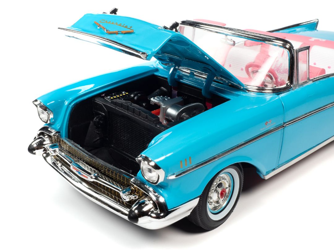 Auto World 1/18 Barbie 1957 Chevy Bel Air - Aqua Blue – image 2