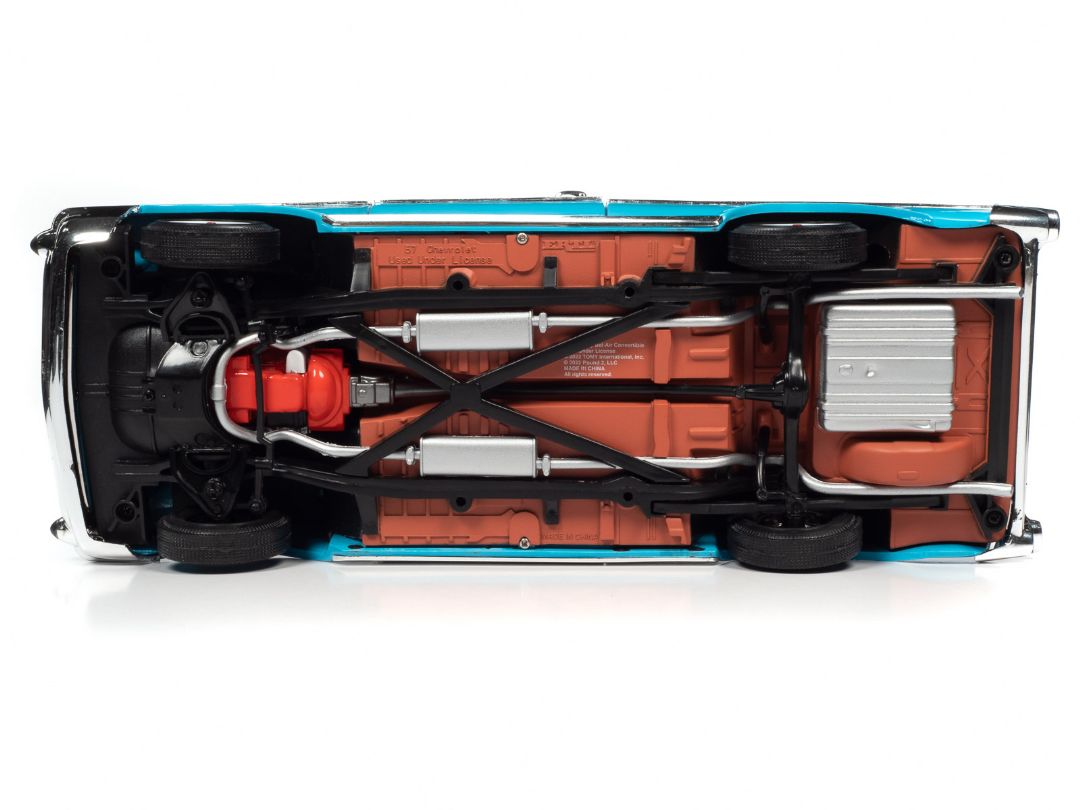 Auto World 1/18 Barbie 1957 Chevy Bel Air - Aqua Blue – image 5