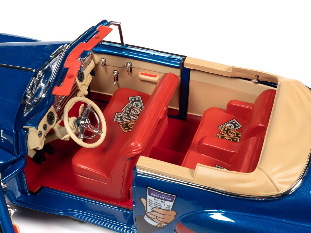Auto World 1/18 Monopoly 1947 Cadillac Convertible with Figure – image 11