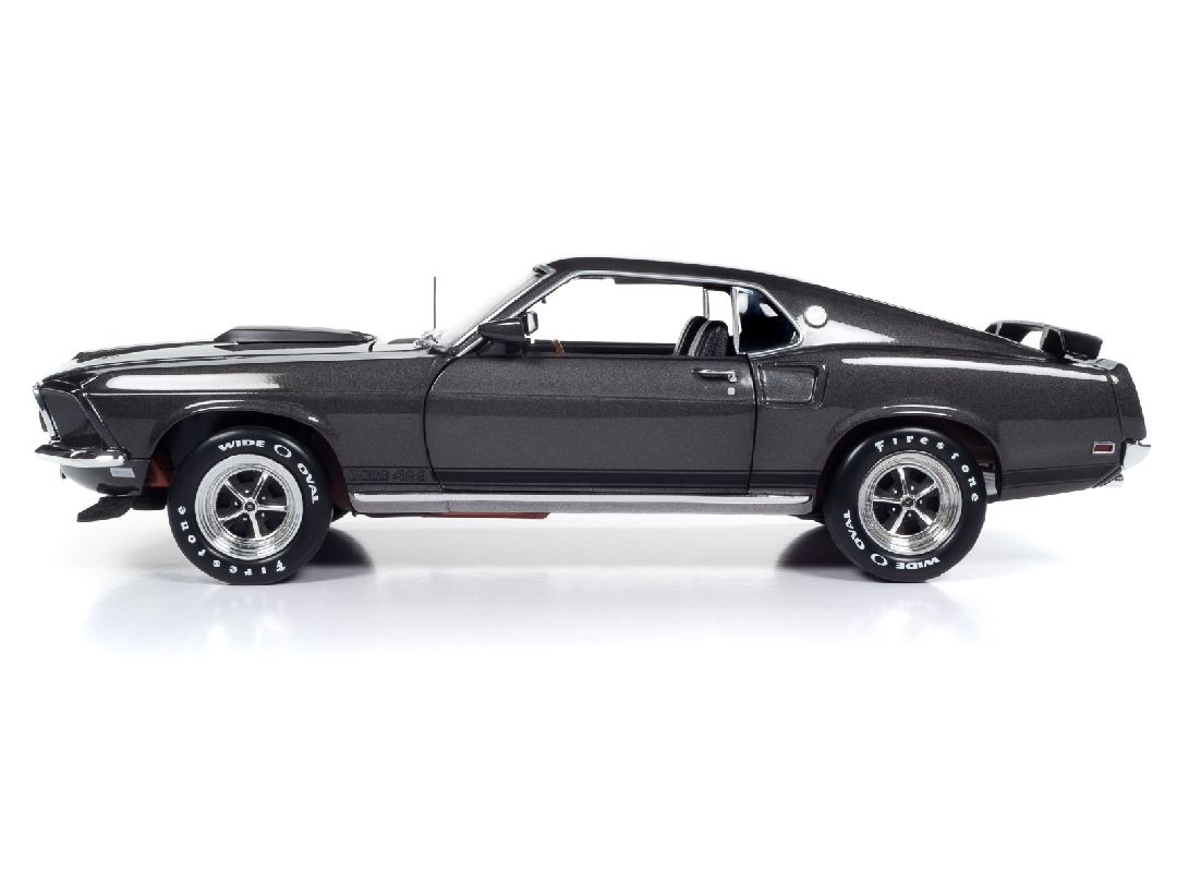 Auto World 1/18 1969 Ford Mustang John Wick – image 2