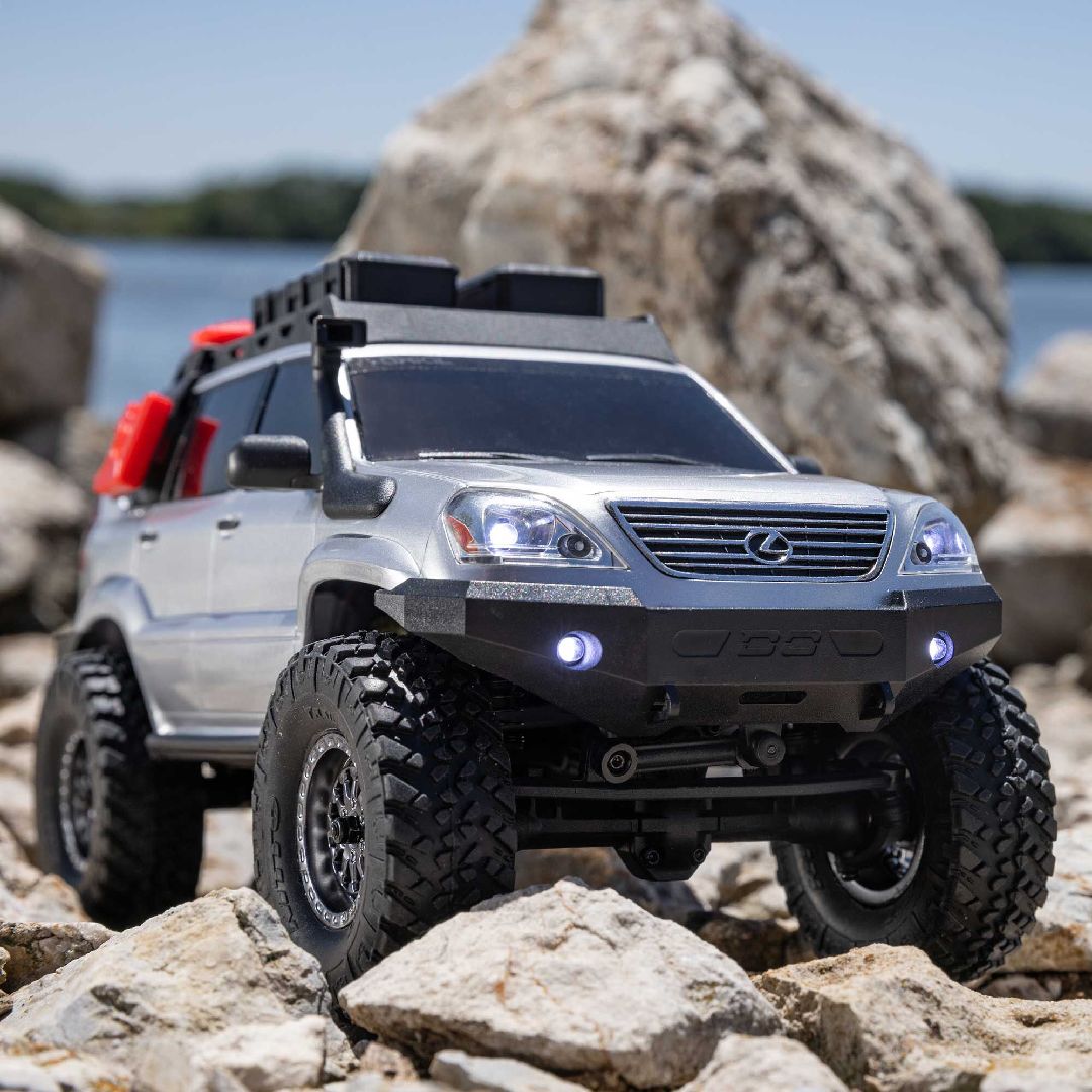 Axial 1/24 SCX24 Lexus GX 470 4X4 RTR - Silver – image 3