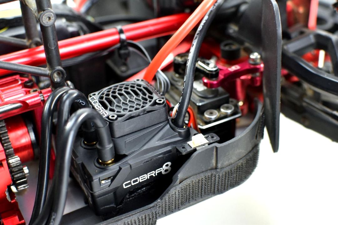 Castle Creations Cobra 8 ESC w/Limited Edition Gold 2200KV V2 thumbnail 4
