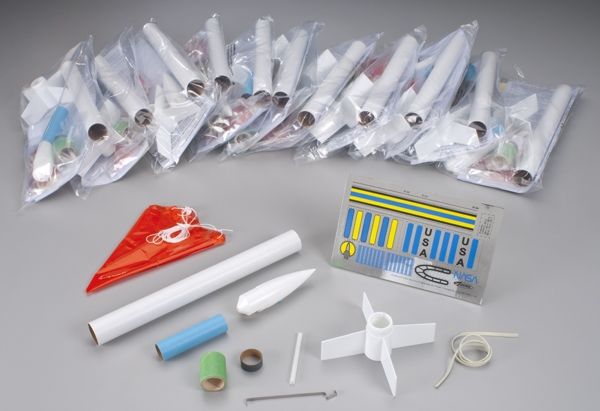 Damaged Box - Estes Rockets AVG (12 pk) (English Only) – image 14