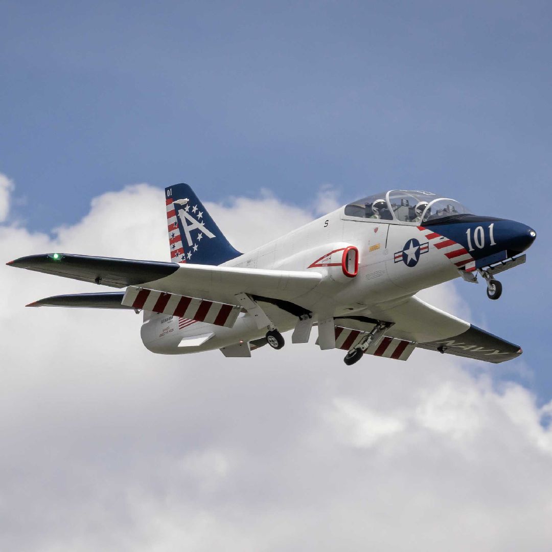 Hanger 9 Hawk 140-160N ARF with Retract Set – image 2