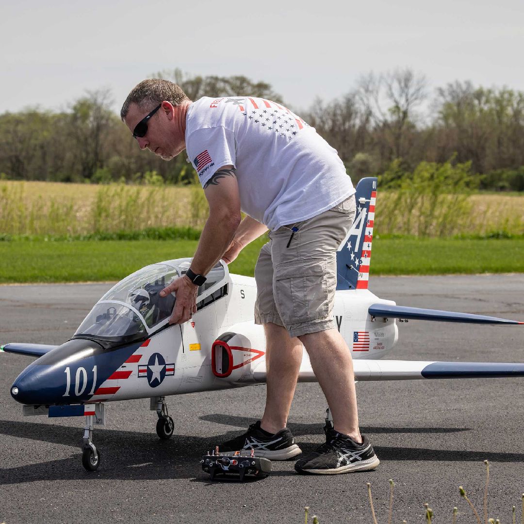 Hanger 9 Hawk ARF with Retract Set, KingTech K-160G4+ – image 3