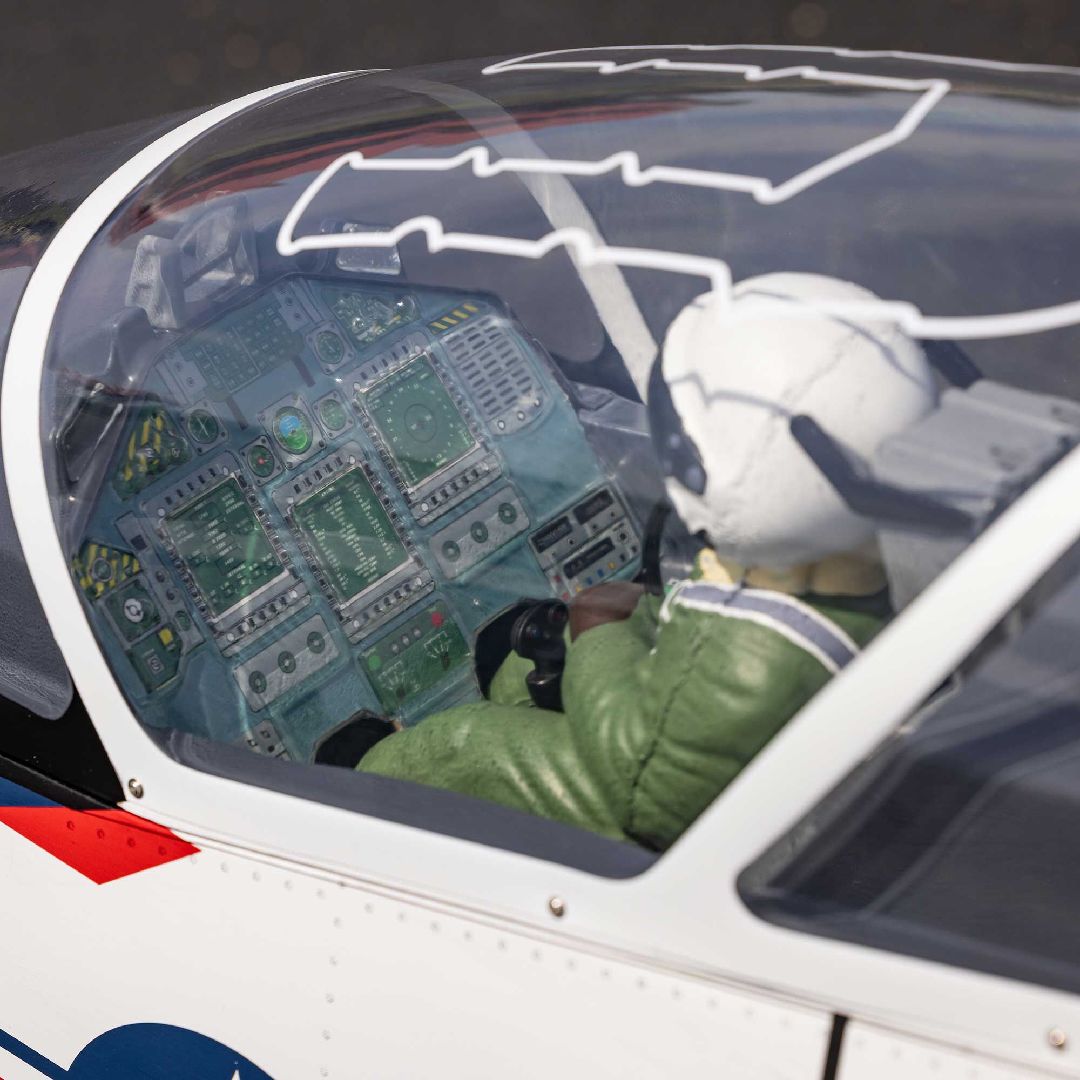 Hanger 9 Hawk 140-160N ARF with Retract Set – image 5