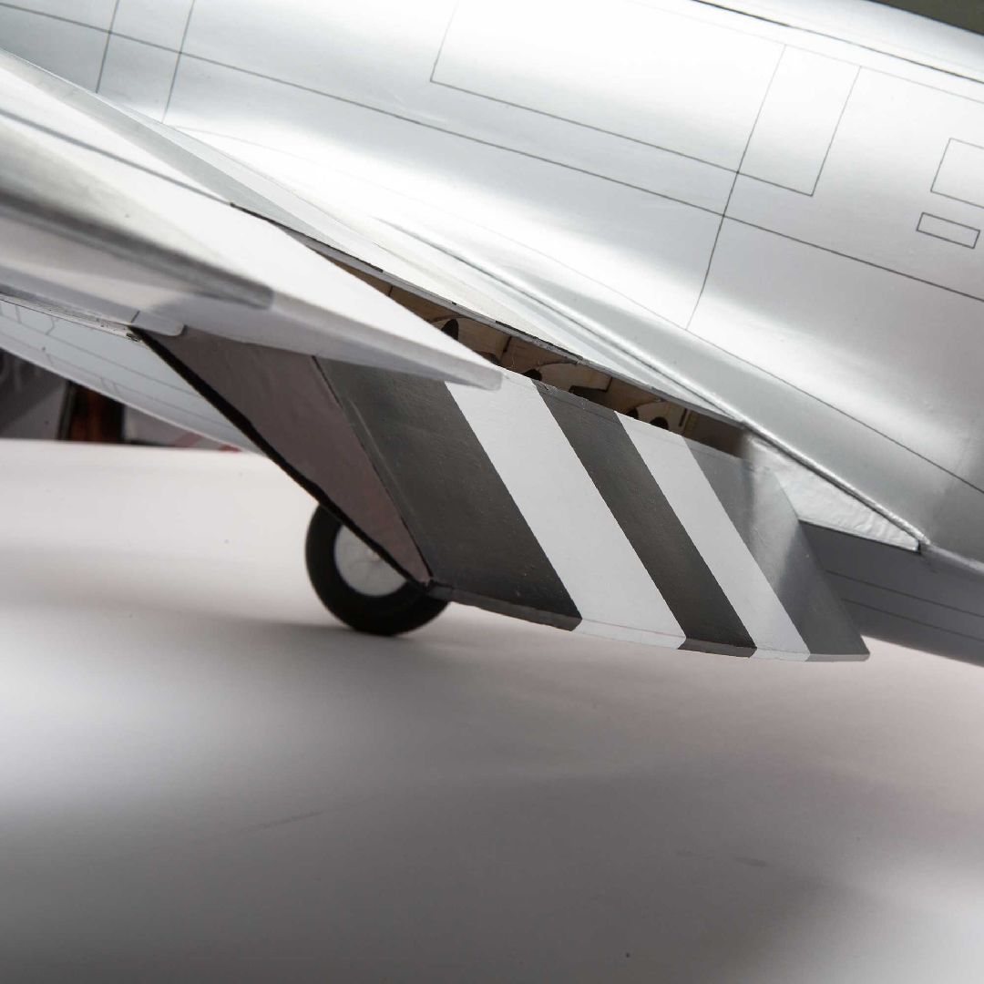 Hanger 9 P-47D Thunderbolt 20cc ARF – image 3