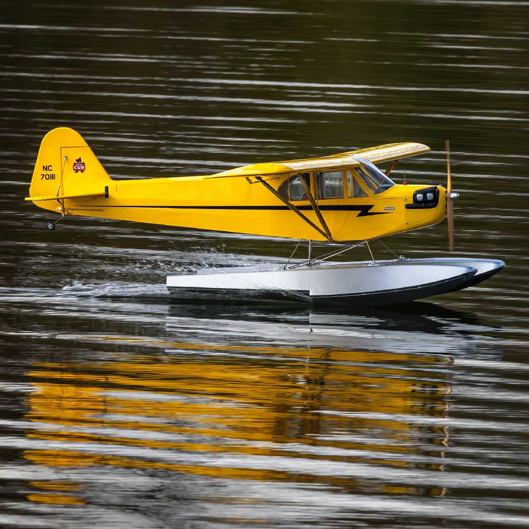 Hanger 9 J-3 Cub 10cc ARF – image 2