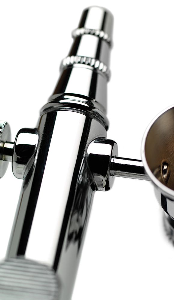 Iwata High Performance HP-SB Plus Side Feed Dual Action Airbrush – image 2