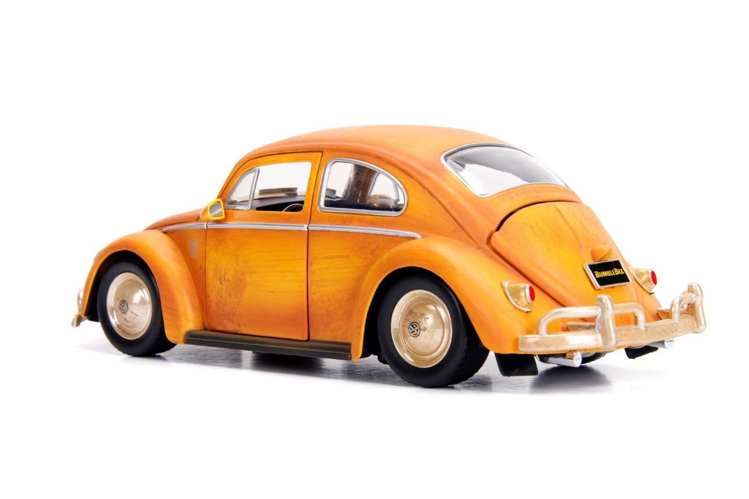 Jada 1/24 "Hollywood Rides" VW Beetle - Bumblebee w Charlie – image 4