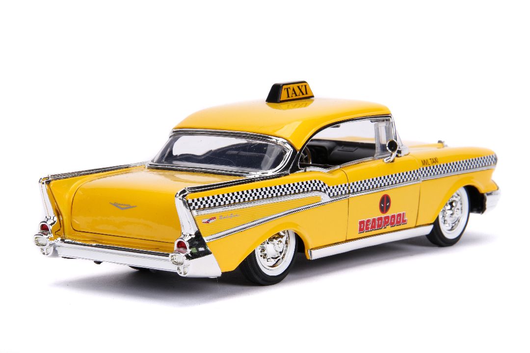 Jada 1/24 "Hollywood Rides" Marvel - 1957 Bel Air w/Deadpool – image 11