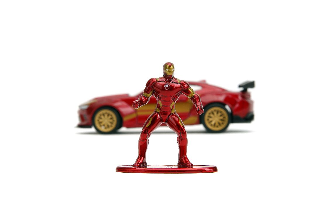 Jada 1/32 "Hollywood Rides" Marvel 2016 Camaro SS w/Iron Man – image 3