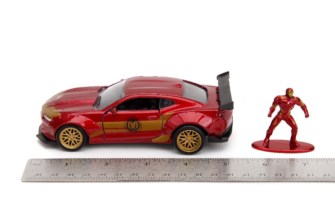 Jada 1/32 "Hollywood Rides" Marvel 2016 Camaro SS w/Iron Man – image 18
